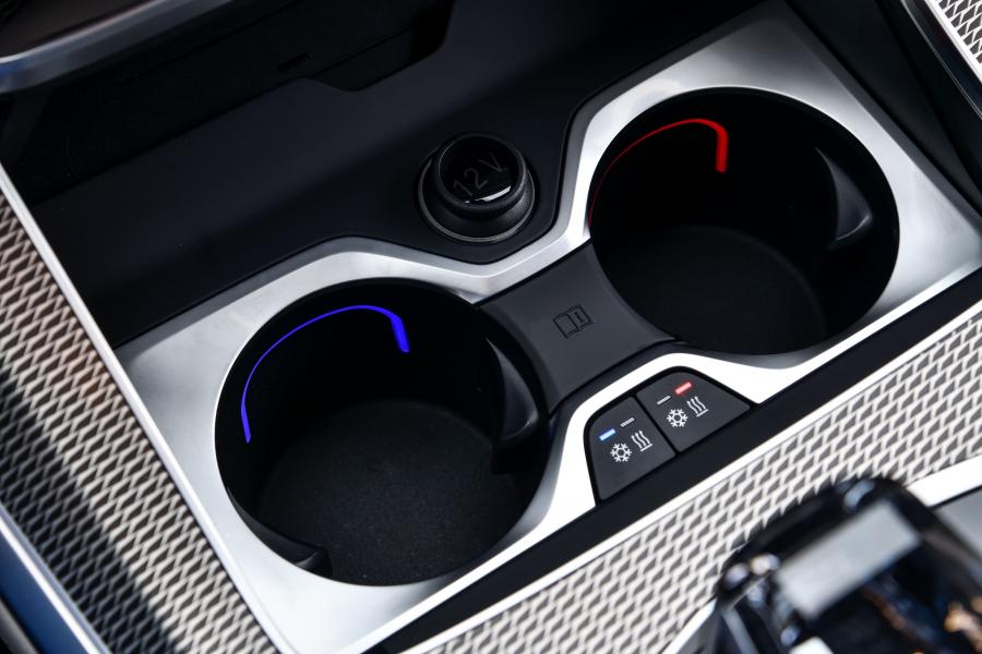 Детали интерьера BMW X5 M50d (G05) 2018 года  (WW) (фото 71 из 83)